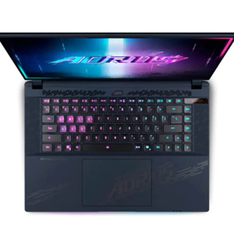 Portátil Gigabyte AORUS Master BZHC6PTE64SP U9-275HX RTX 5090 32GB 1TB 16" OLED W11P