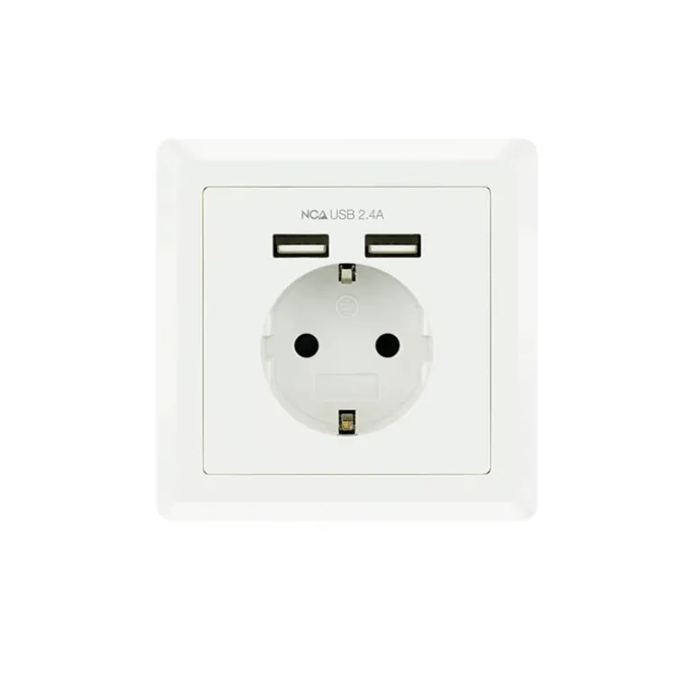 Roseta Nanocable Enchufe Pared Schuko + 2 USB 2.4A