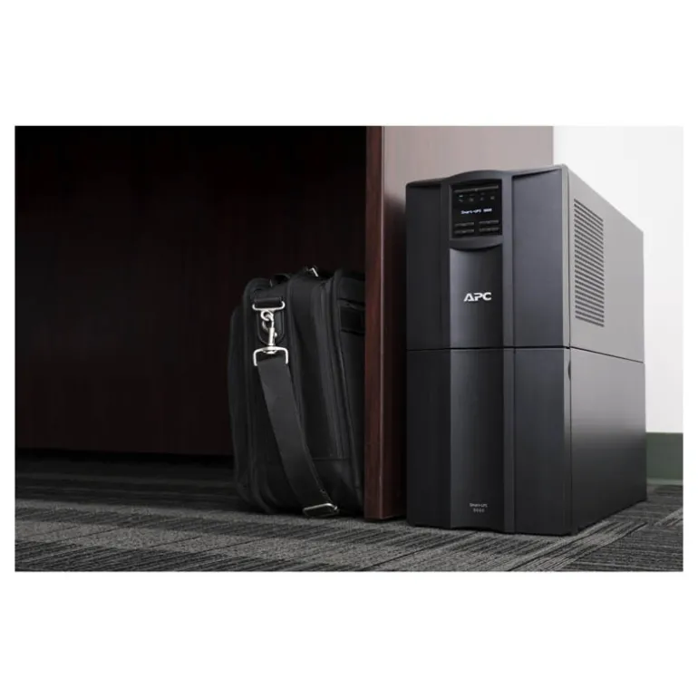 SAI APC Smart-UPS Line Interactive 3000VA 2700W