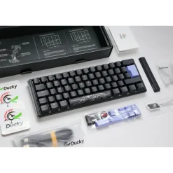 Teclado Ducky One 3 Classic Mini 60% Hot-Swap RGB MX-Brown Negro