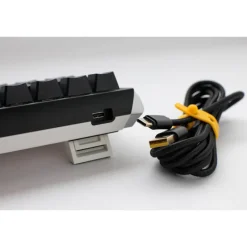 Teclado Ducky One 3 Classic SF 65% Hot-Swap RGB MX-Clear Negro