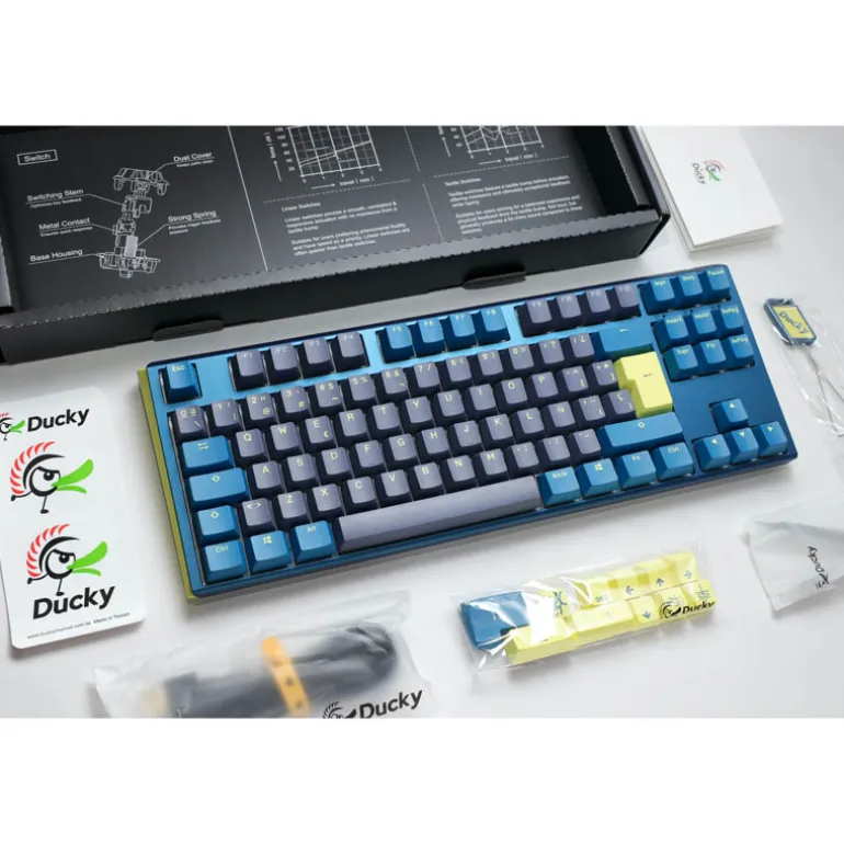 Teclado Ducky One 3 Daybreak TKL Hot-Swap RGB MX-Red